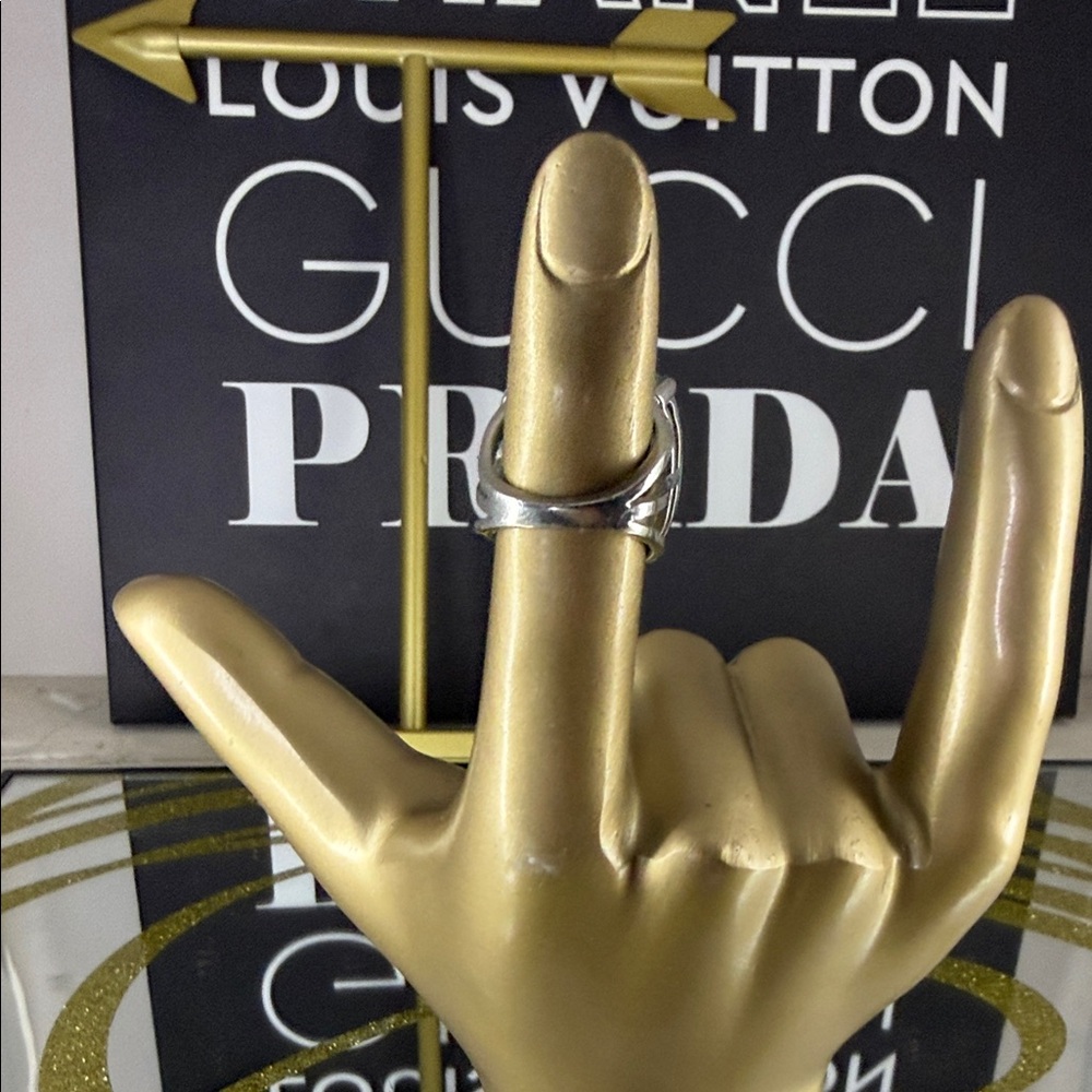 Turquoise Colored Cabochon Silver Split Shank Ring - image 3